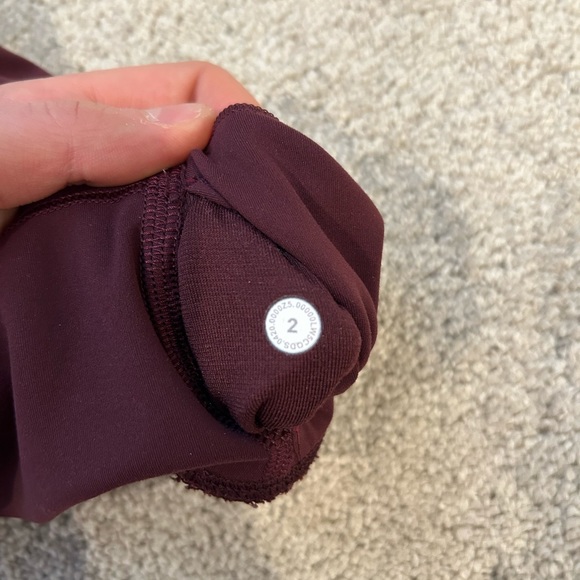 Lululemon Align Leggings 25” - Picture 5 of 6